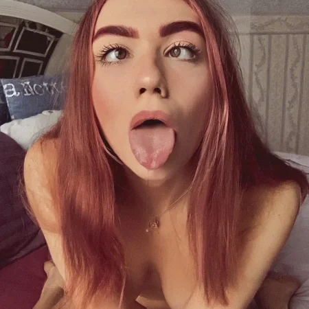 Polina ( heeyhelly ) OnlyFans leak ( 1.6 Gb )