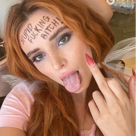 Bella Throne OnlyFans leak ( @bellathorne )