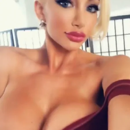 Nicolette Shea OnlyFans leak ( @nicolettesheasquad )