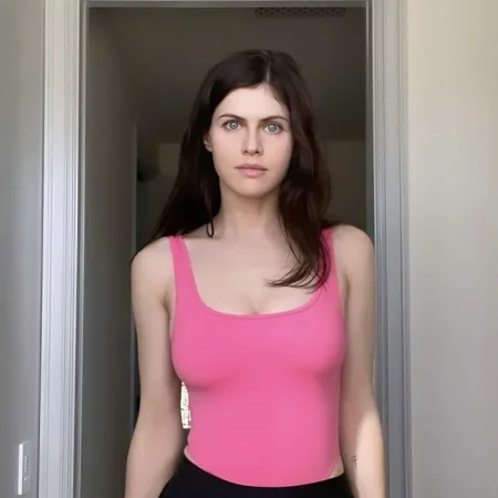 Alexandra Daddario OnlyFans leak ( 449 MB )