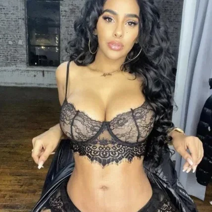 Ayisha Diaz OnlyFans leak ( 1.1 Gb )