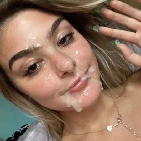 Wet Kitty ( Kittiebabyxxx ) OnlyFans leak ( 8.2 Gb )