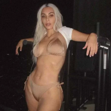 kim kardashian OnlyFans leak ( 1.9 Gb )