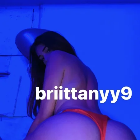 Adeline Bri OnlyFans leak ( 8.7 GB )