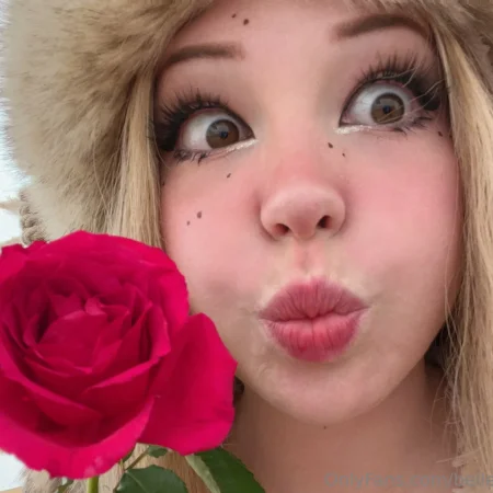 Belle Delphine April 2023 set 13 and 14 ( 108.8 MB )