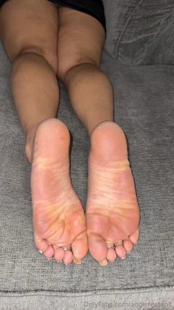 angiefeetxo1 Onlyfans leaked porno pack ( 1.3 GB )